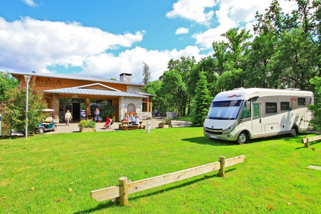 Albirondack Camping Lodge & Spa Eksteriør billede
