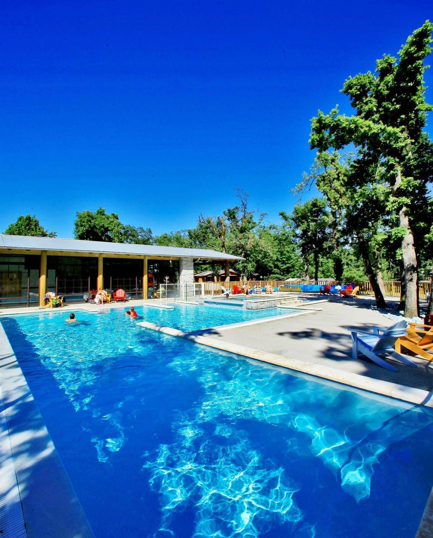Albirondack Camping Lodge & Spa Eksteriør billede